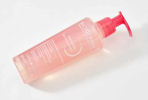 ОЧИЩАЮЩИЙ ГЕЛЬ  BIODERMA sensibio 500ml